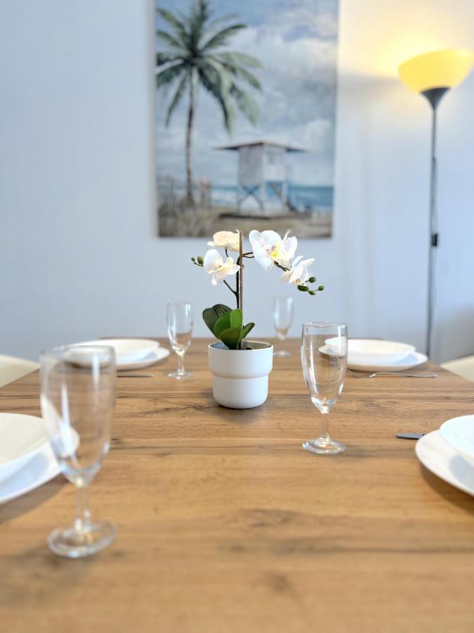 Casahost Bastian Boutique I Seaview Apartment Costa Teguise Ngoại thất bức ảnh