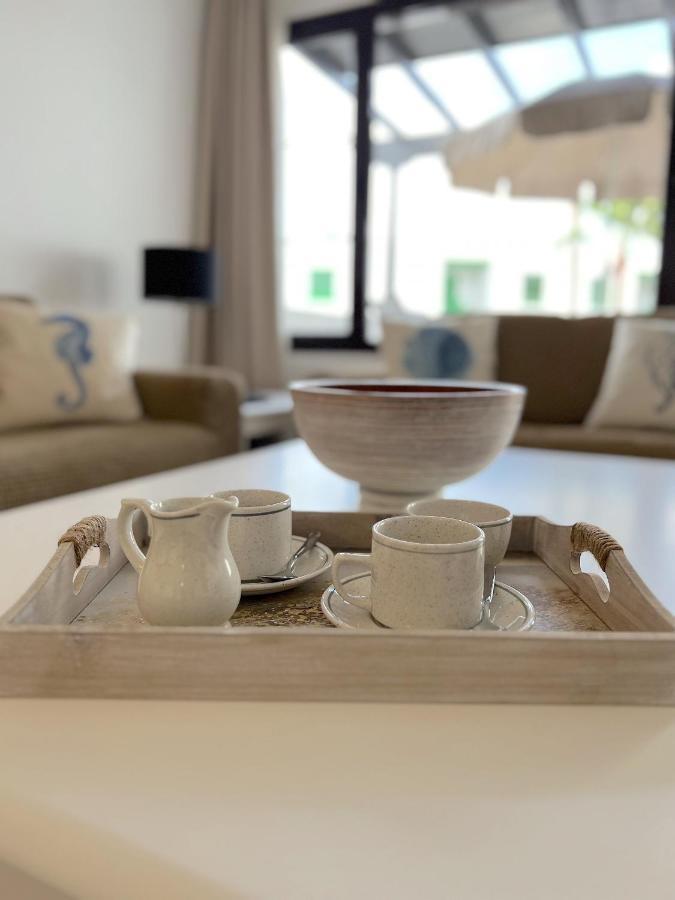 Casahost Bastian Boutique I Seaview Apartment Costa Teguise Ngoại thất bức ảnh