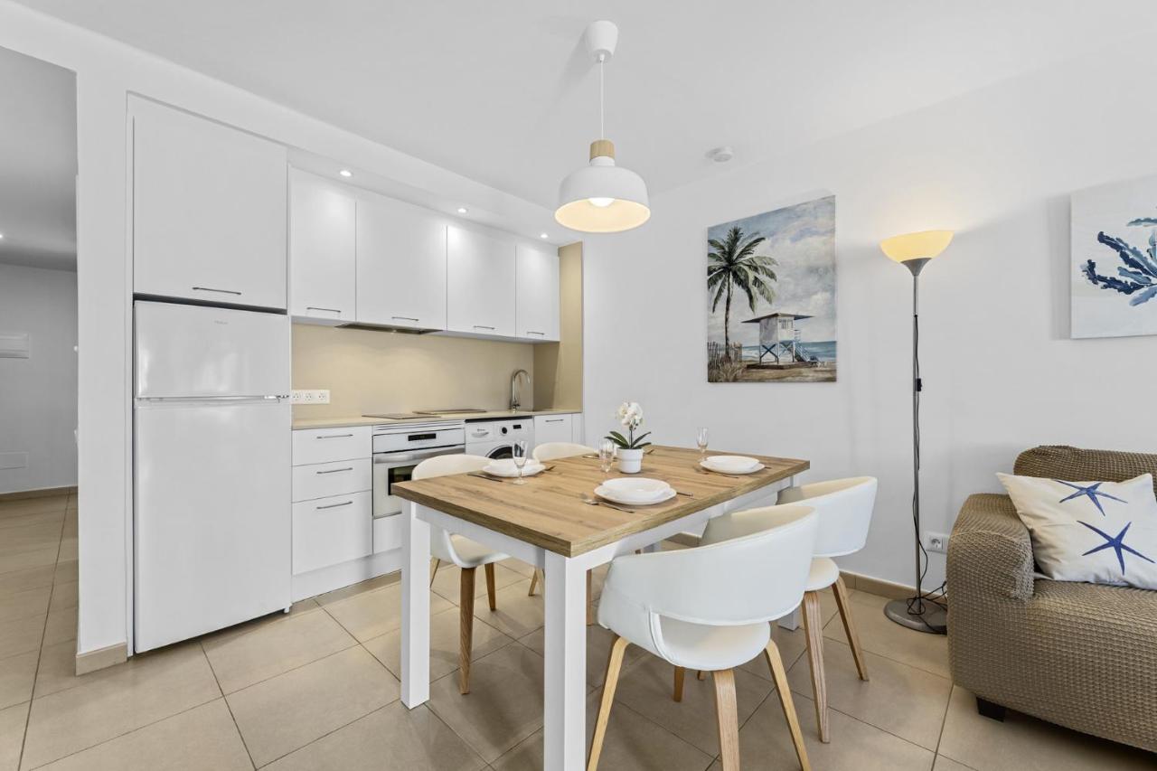 Casahost Bastian Boutique I Seaview Apartment Costa Teguise Ngoại thất bức ảnh